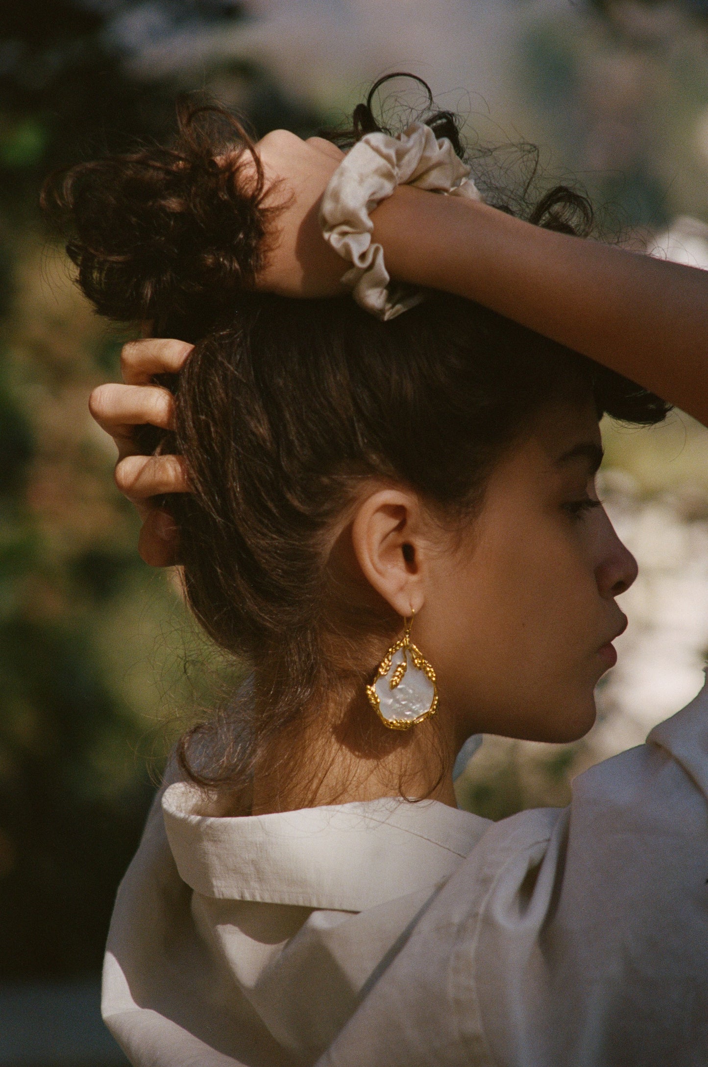 BOUCLES D'OREILLES FRANCOISE NACRE