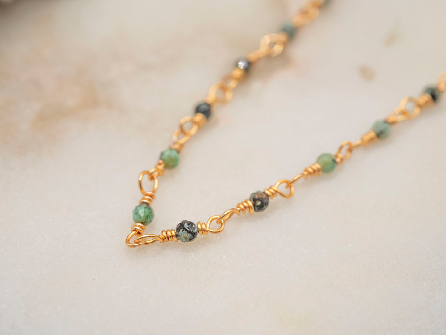 COLLIER LILA VERT