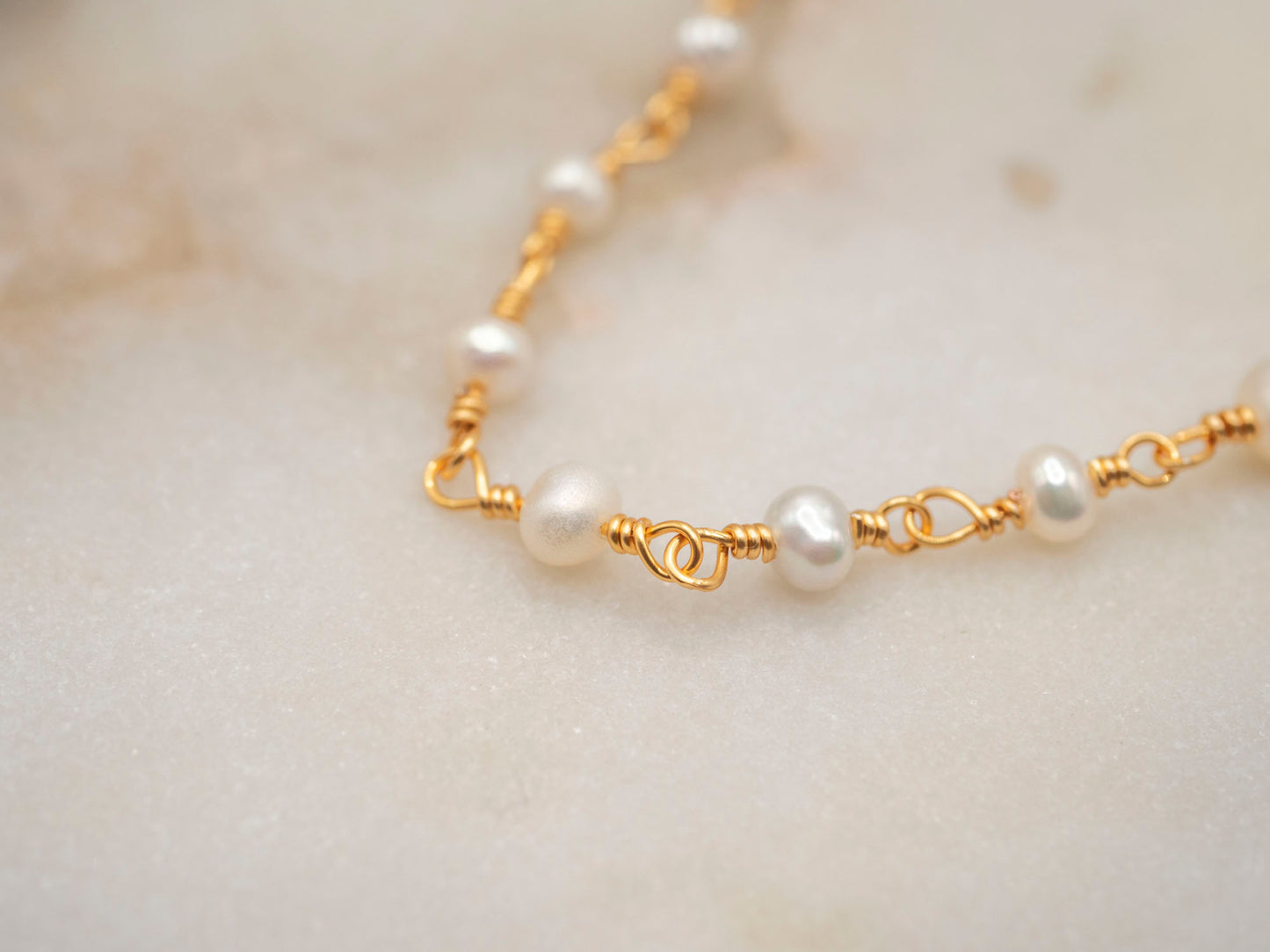 COLLIER ANITA