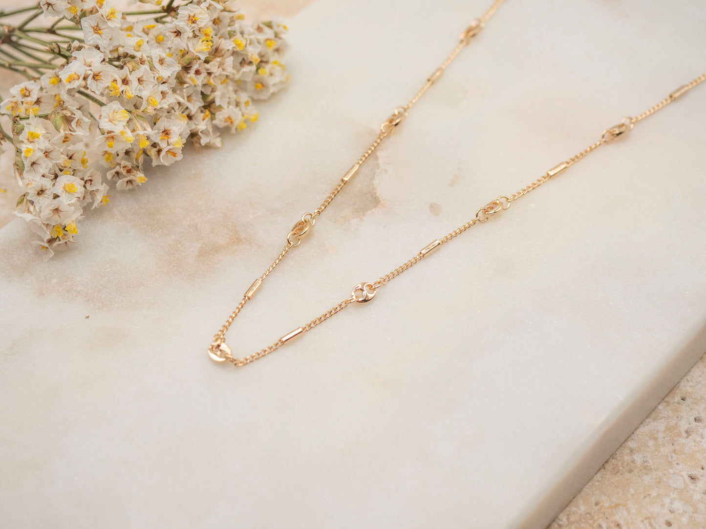 COLLIER MARTA