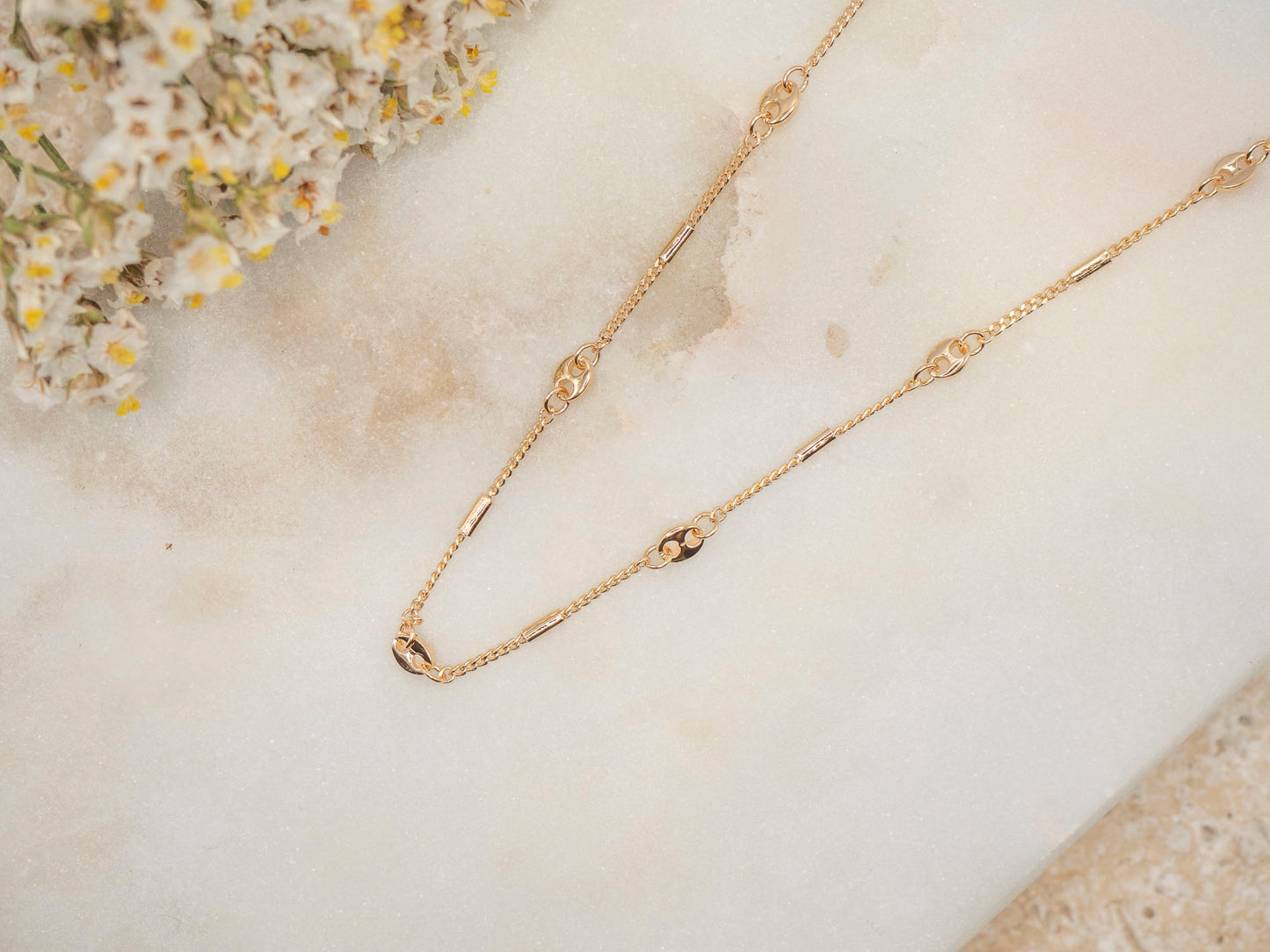 COLLIER MARTA
