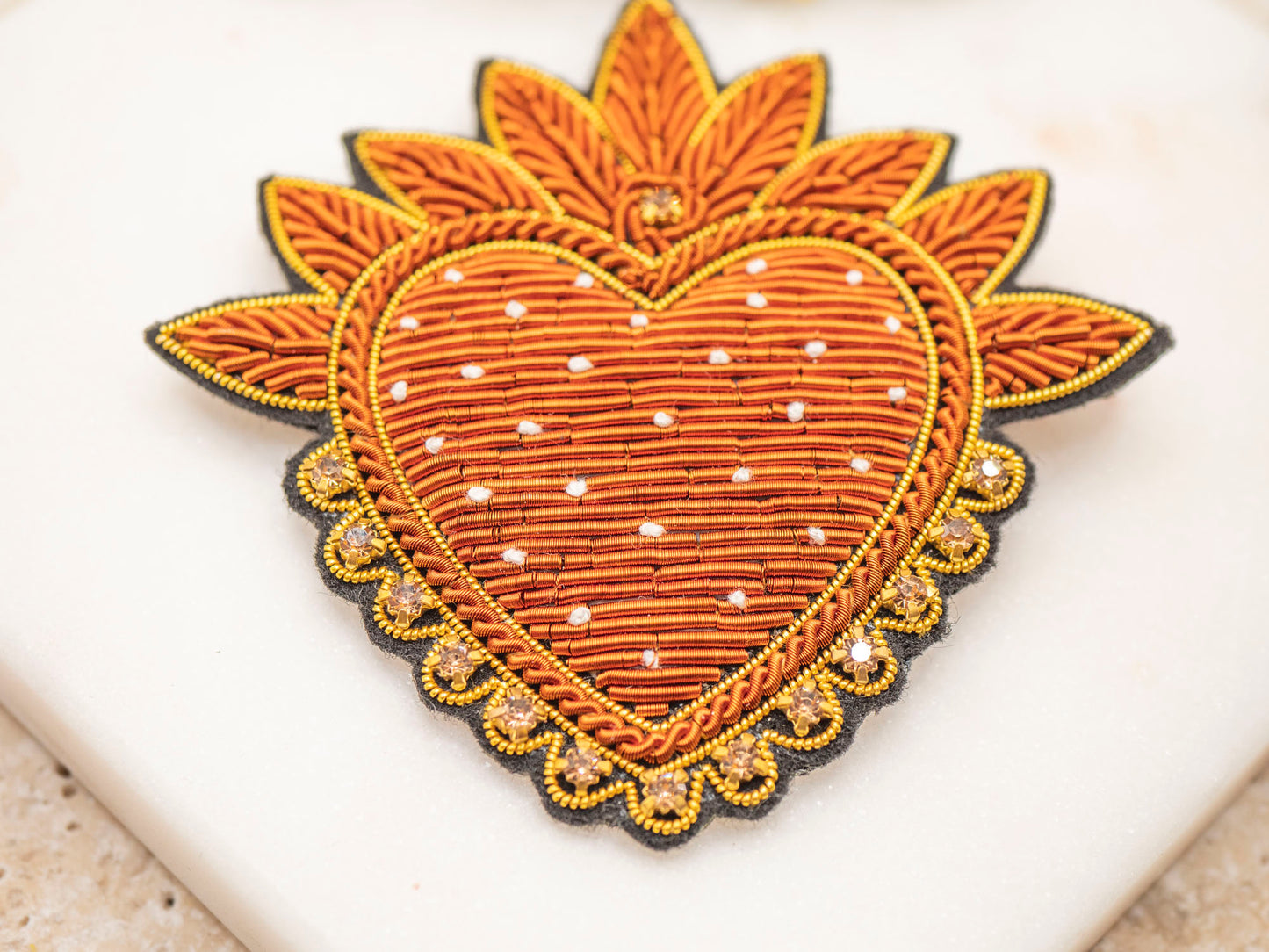 BROCHE ORIA