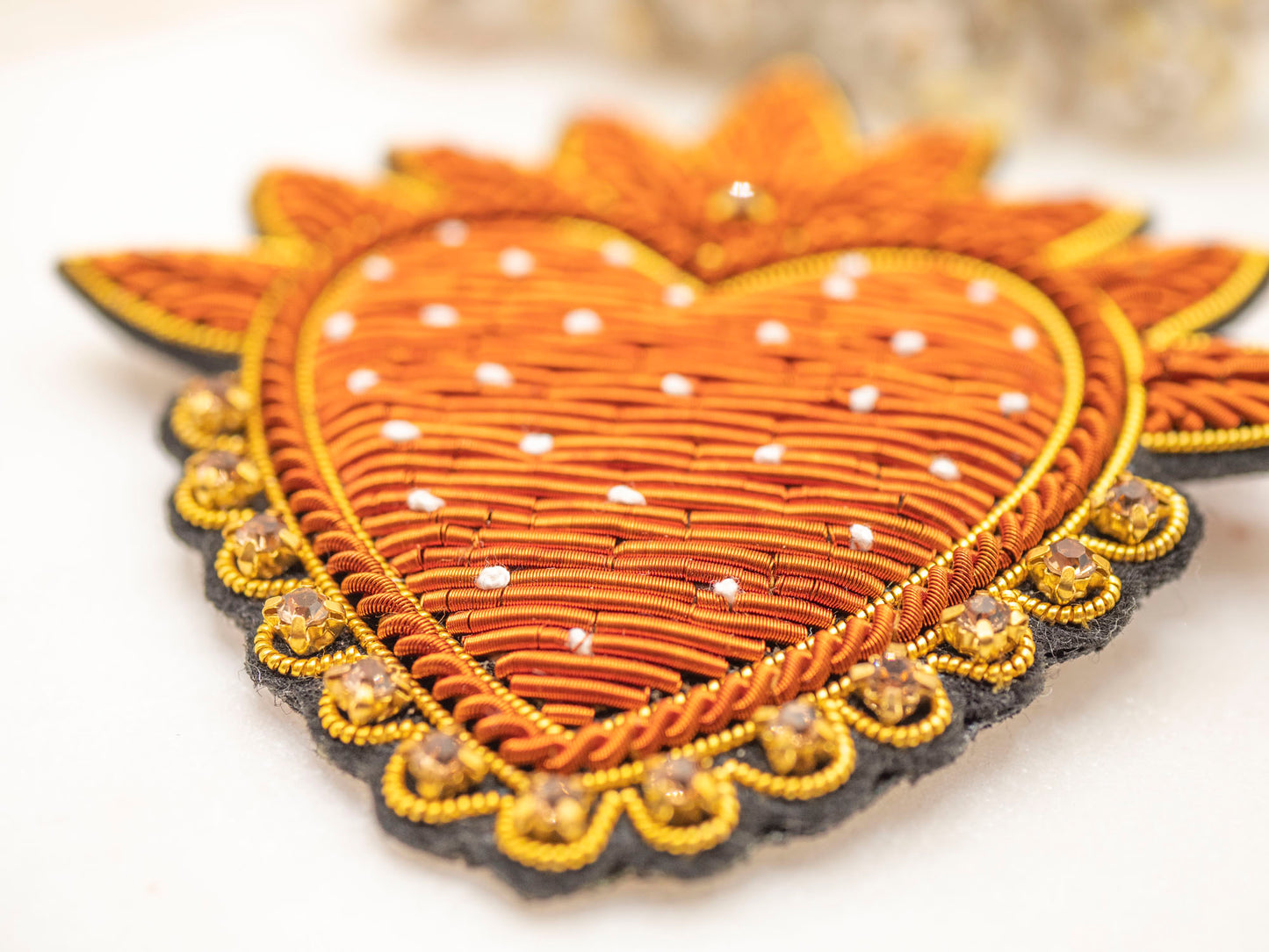 BROCHE ORIA