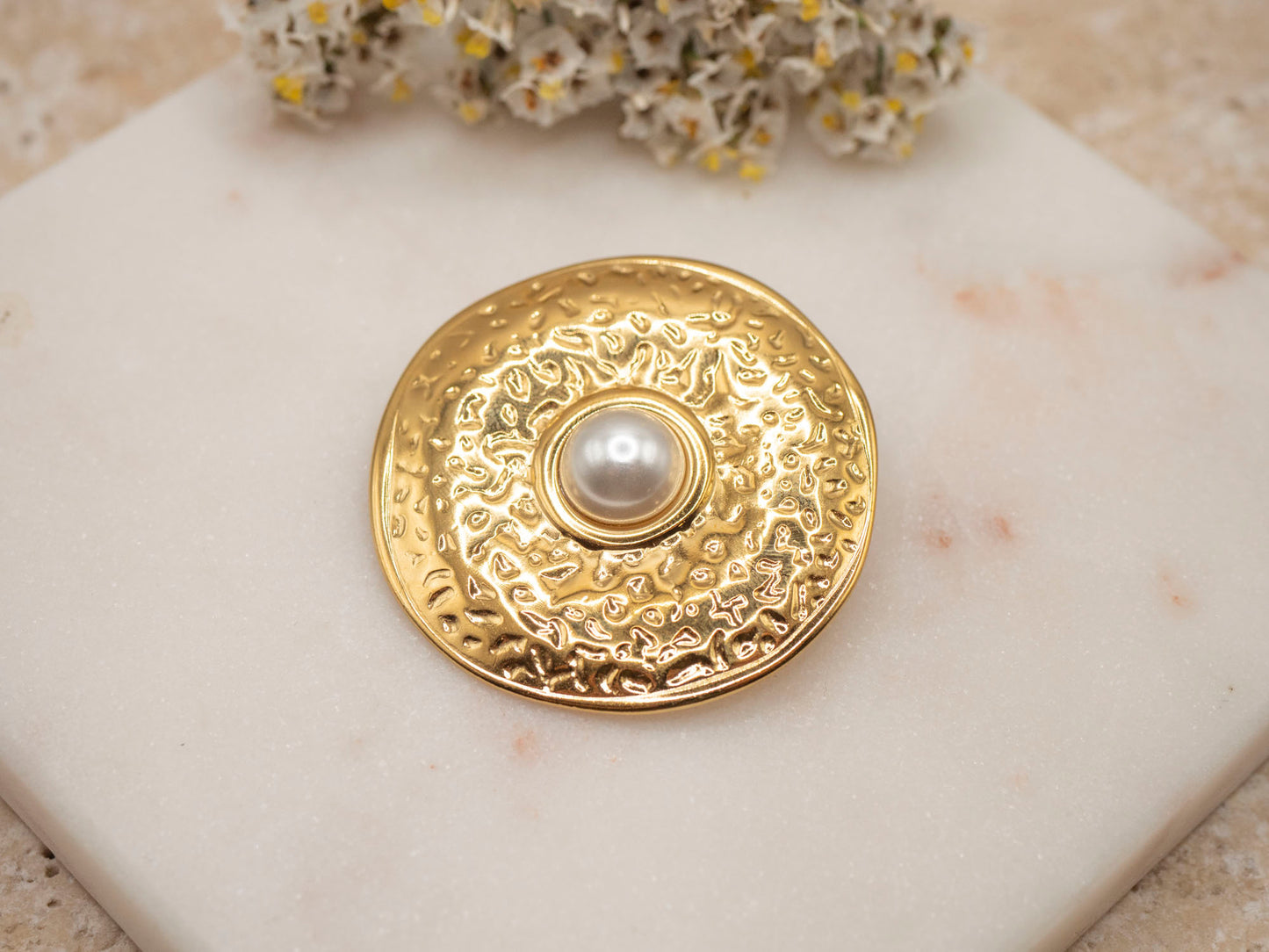 BROCHE BOUCLIER