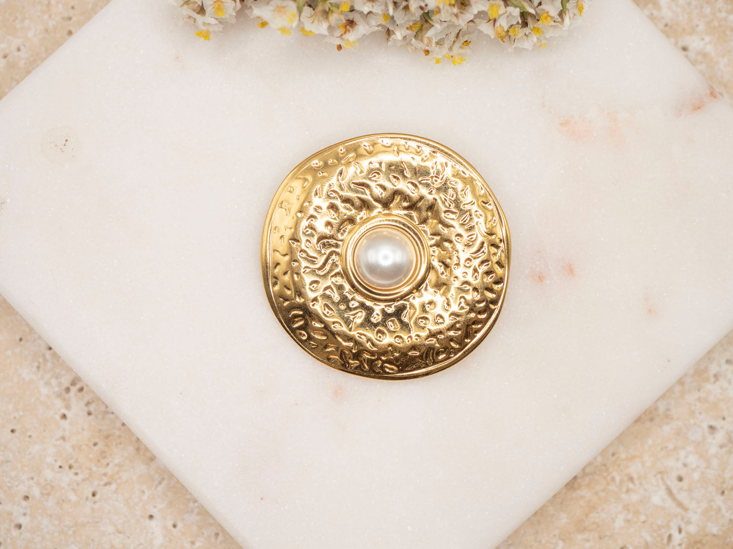 BROCHE BOUCLIER