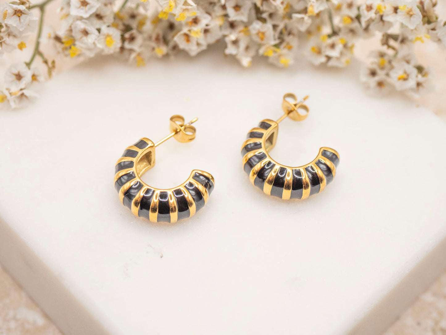 BOUCLES D'OREILLES DIANE NOIRES