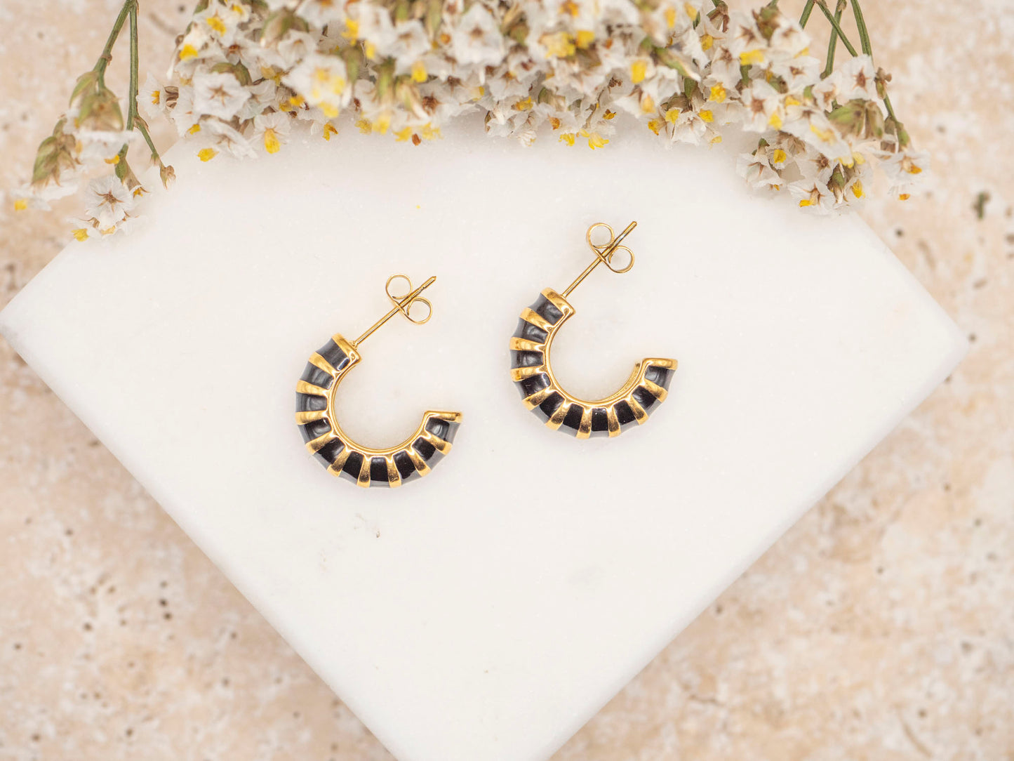 BOUCLES D'OREILLES DIANE NOIRES