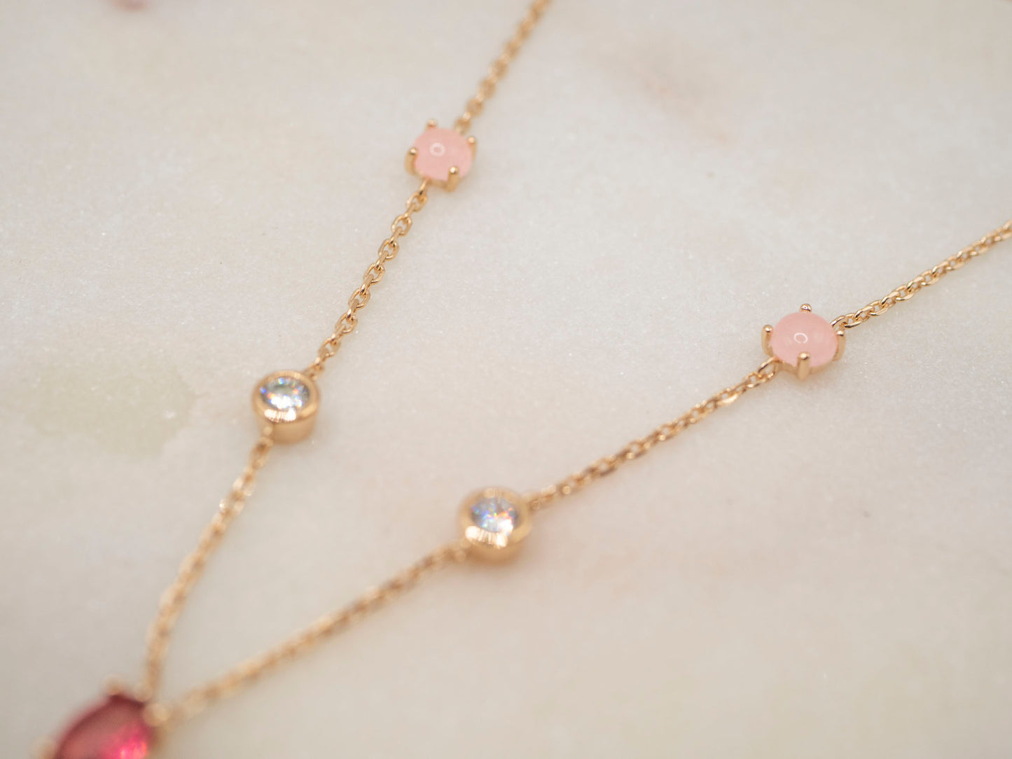 COLLIER OCTOBRE ROSE
