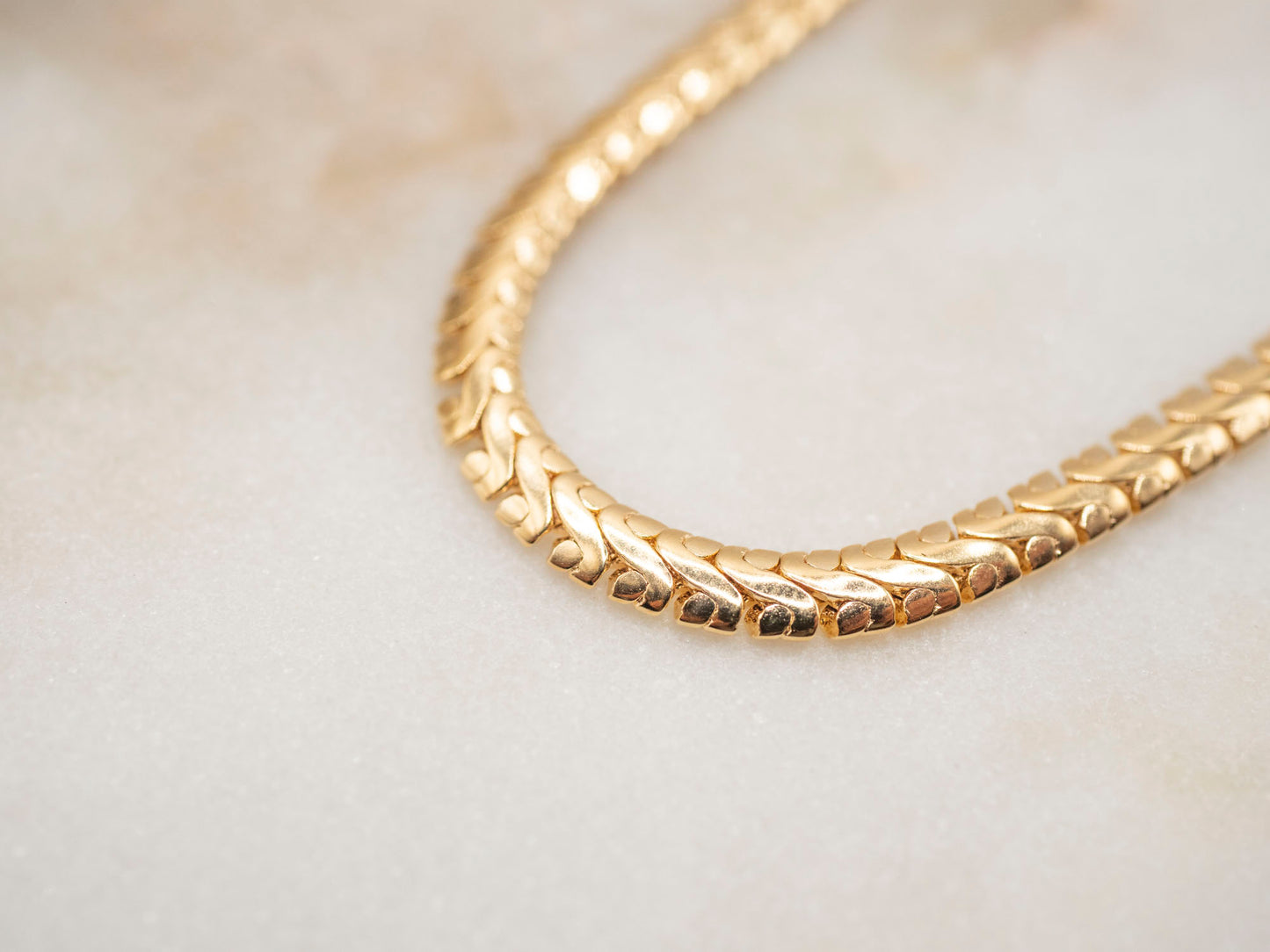 COLLIER LUISA