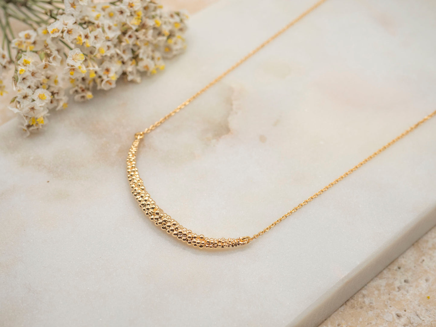 COLLIER SISTA