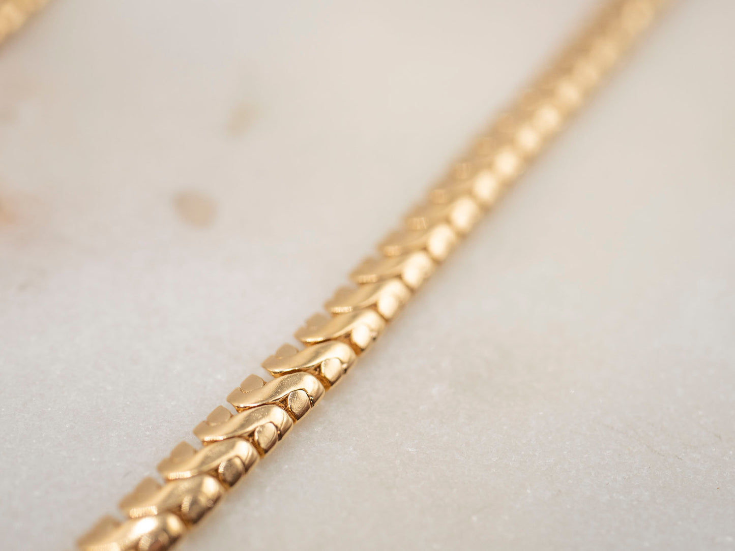 COLLIER LUISA