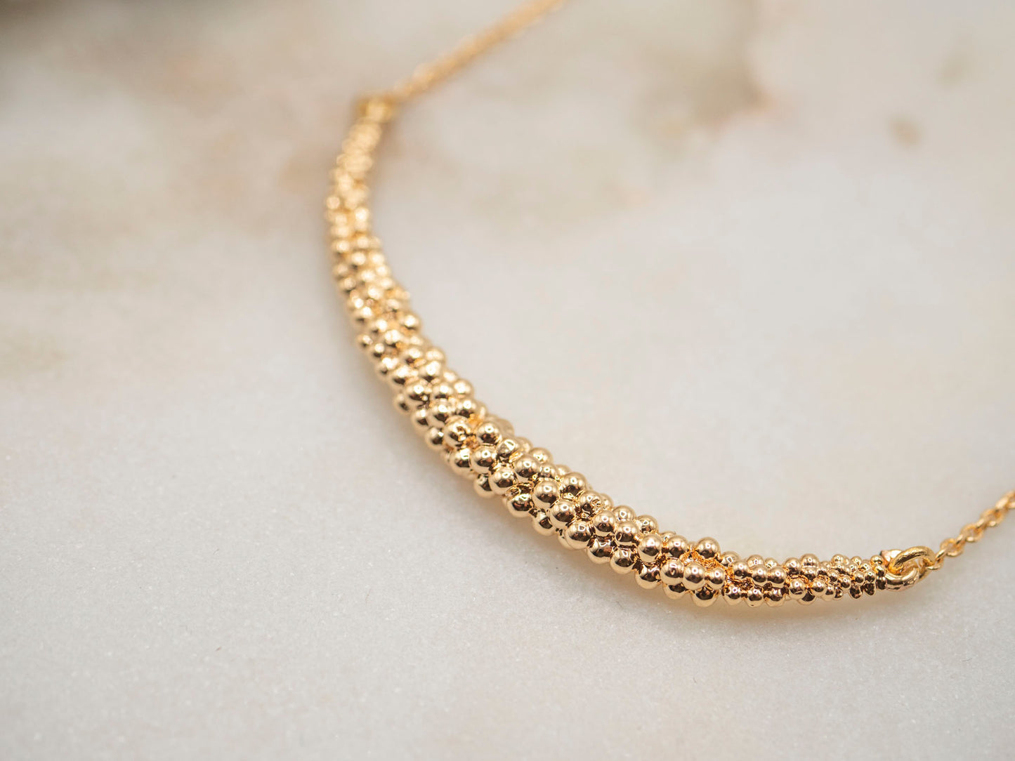 COLLIER SISTA