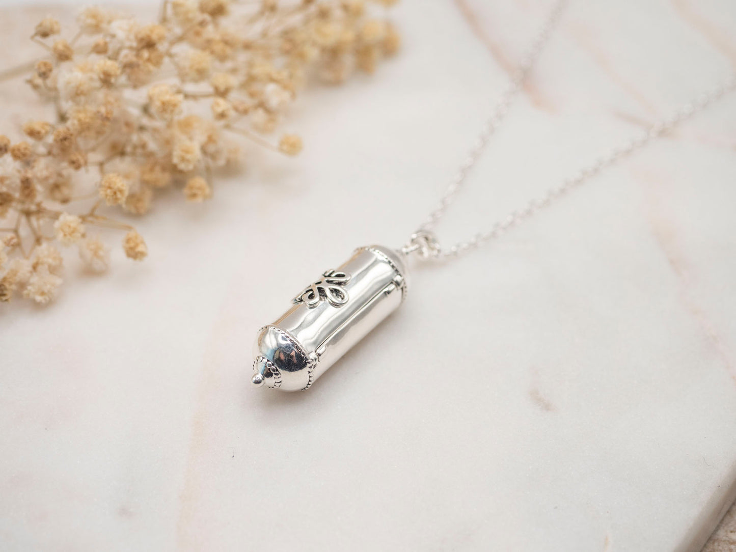 COLLIER RELIQUE