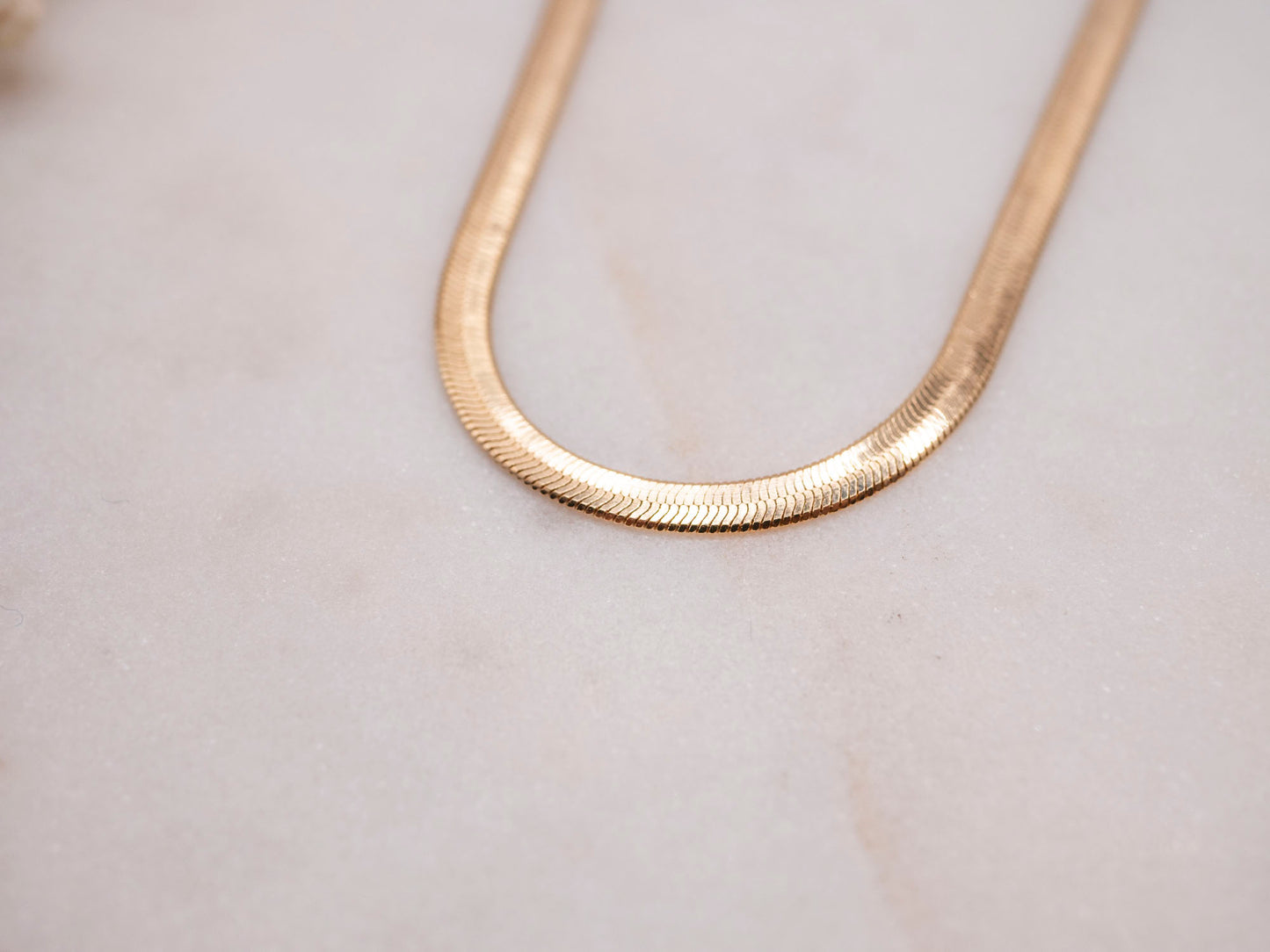 COLLIER RAS DE COU CARI