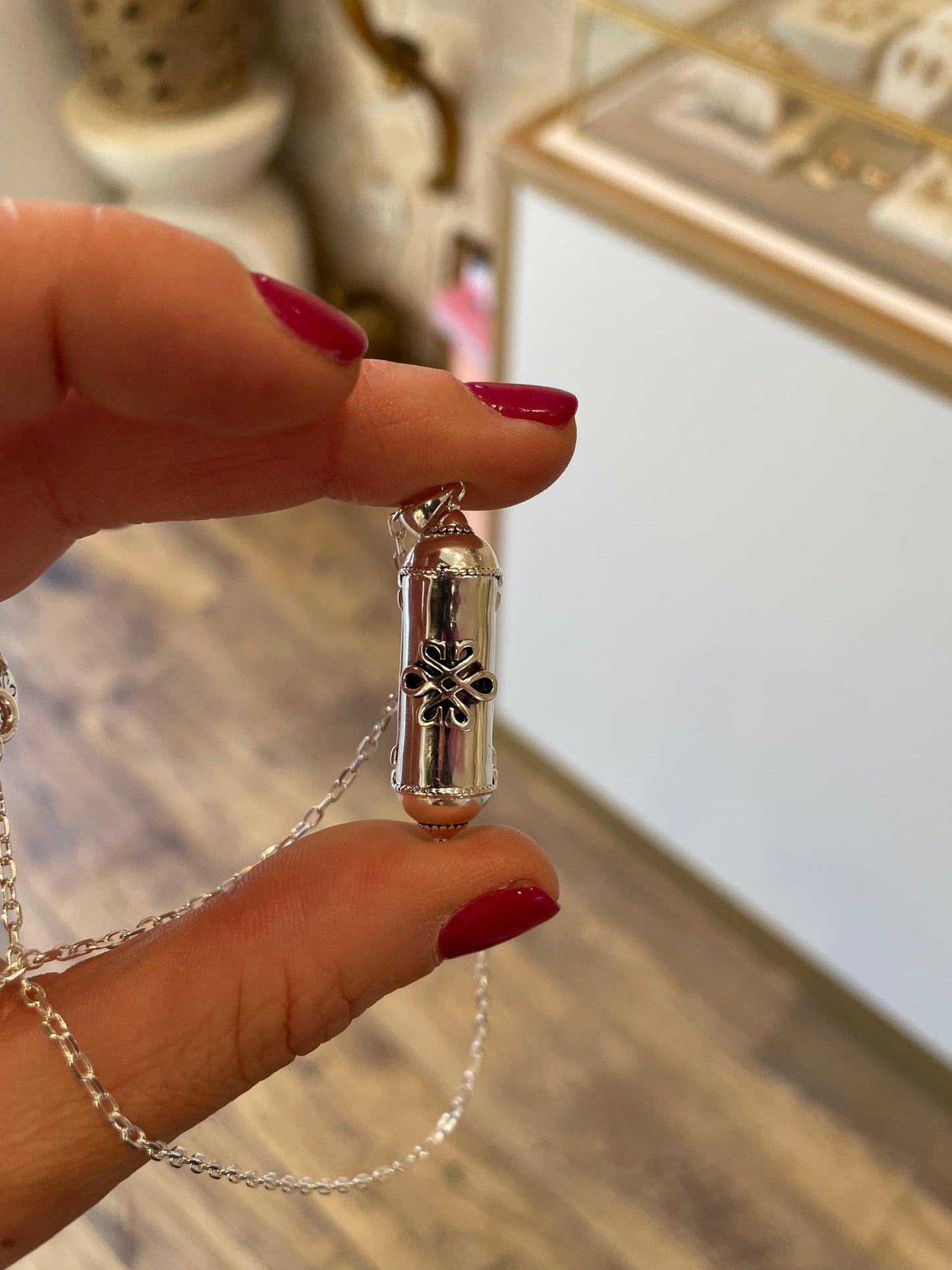 COLLIER RELIQUE
