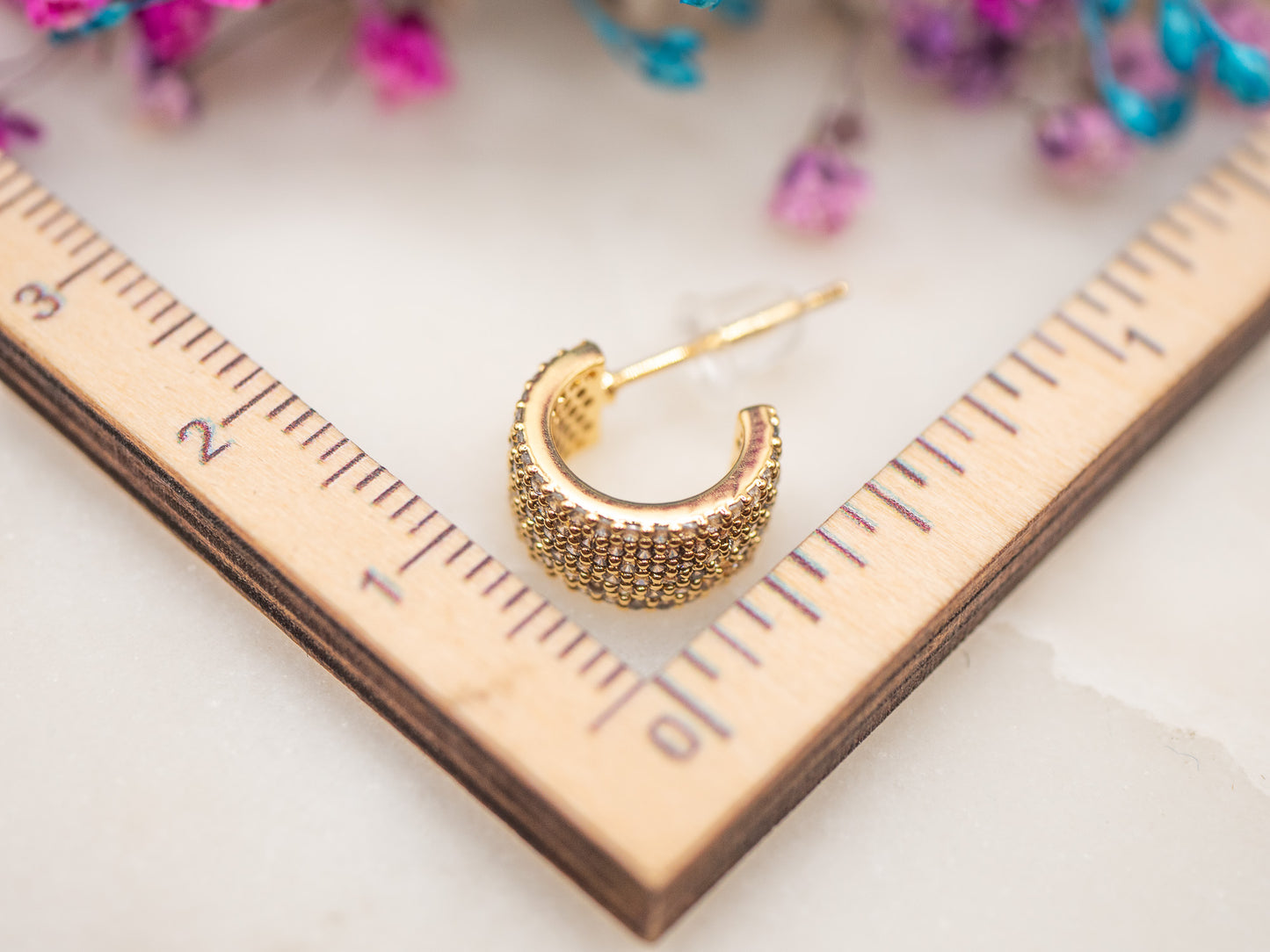 Boucle d'oreille uniqueu Clou Sable