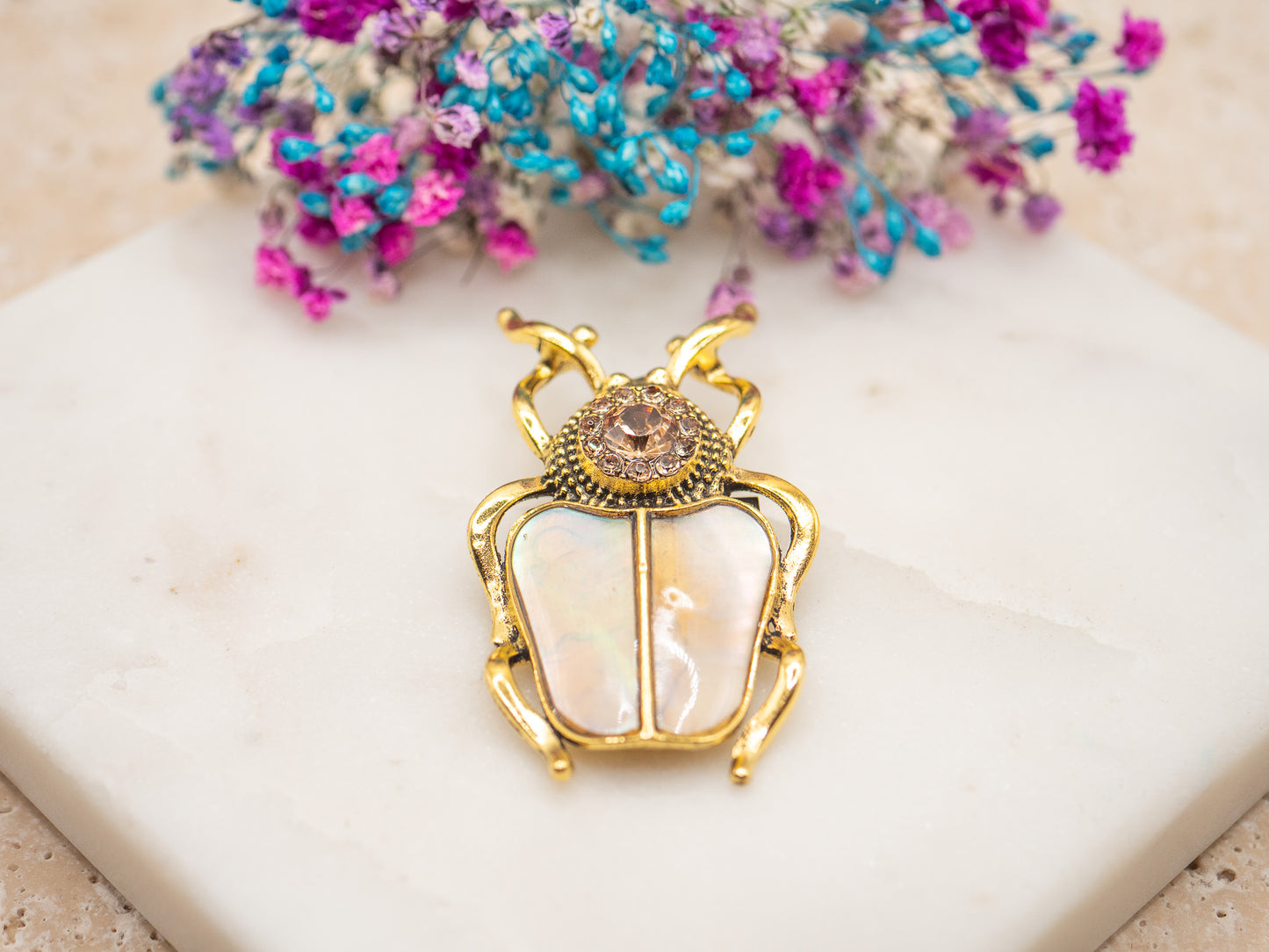 Broche Scarabée Nacré