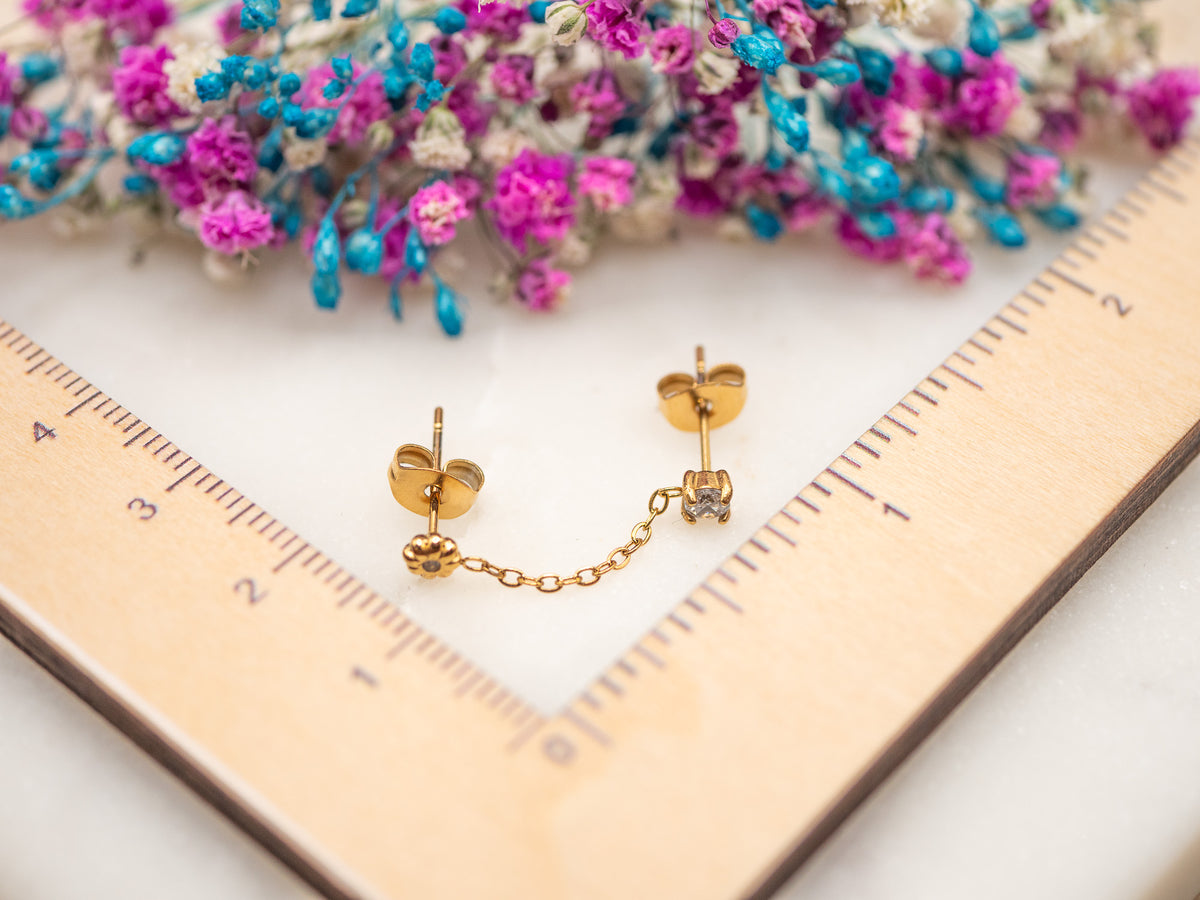 Boucle d'oreille unique Lien Avenia