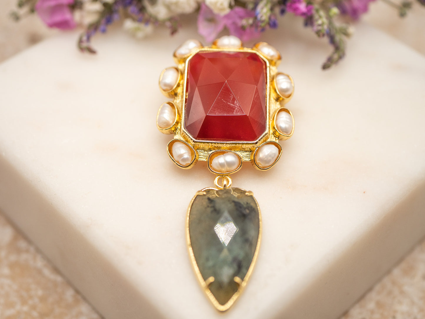 Broche Margot