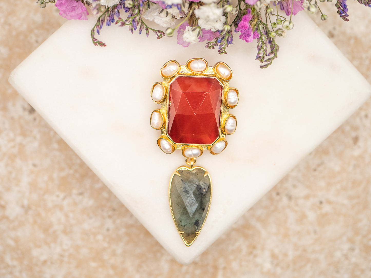 Broche Margot