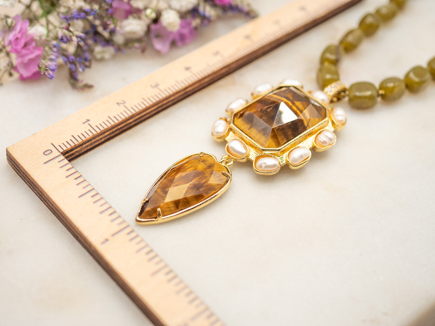 Collier Elizabeth