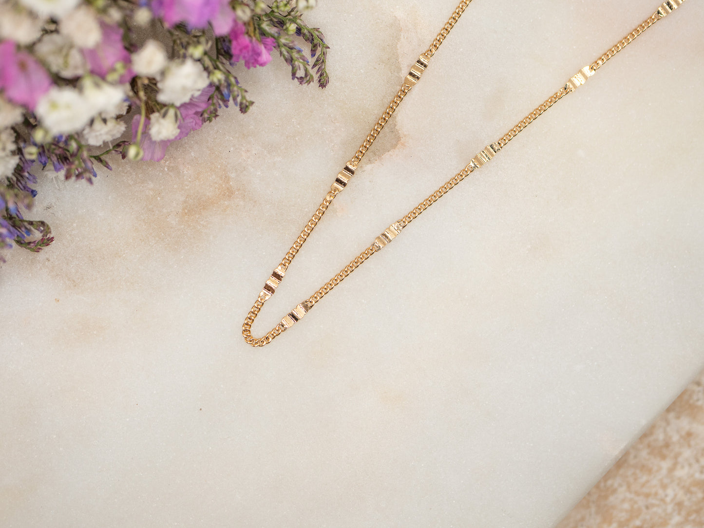 COLLIER ANITA