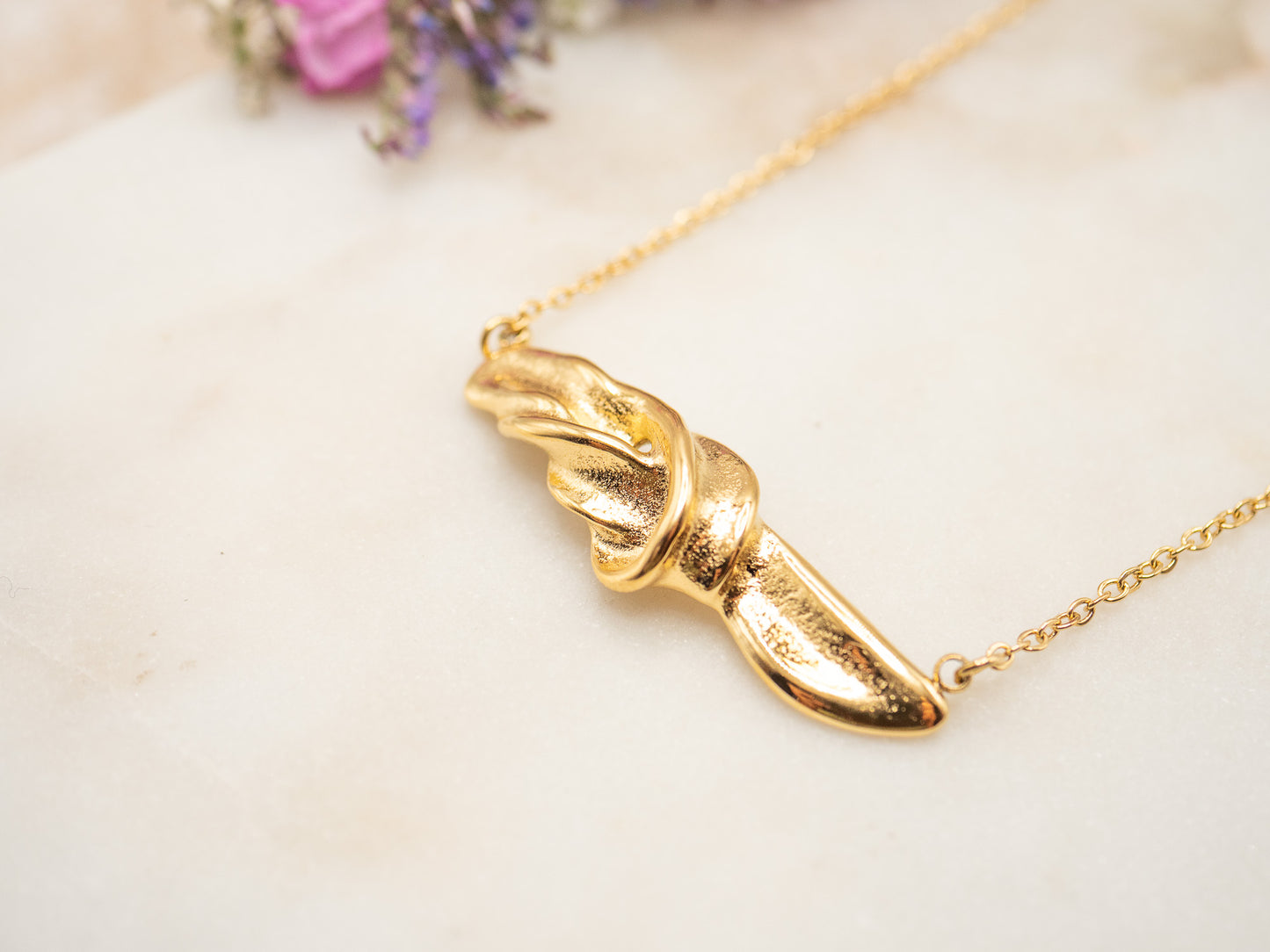 COLLIER DUSTY