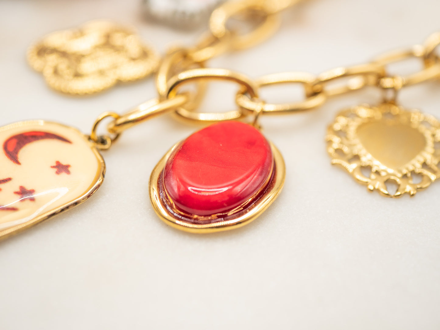 COLLIER SHRIMPTON