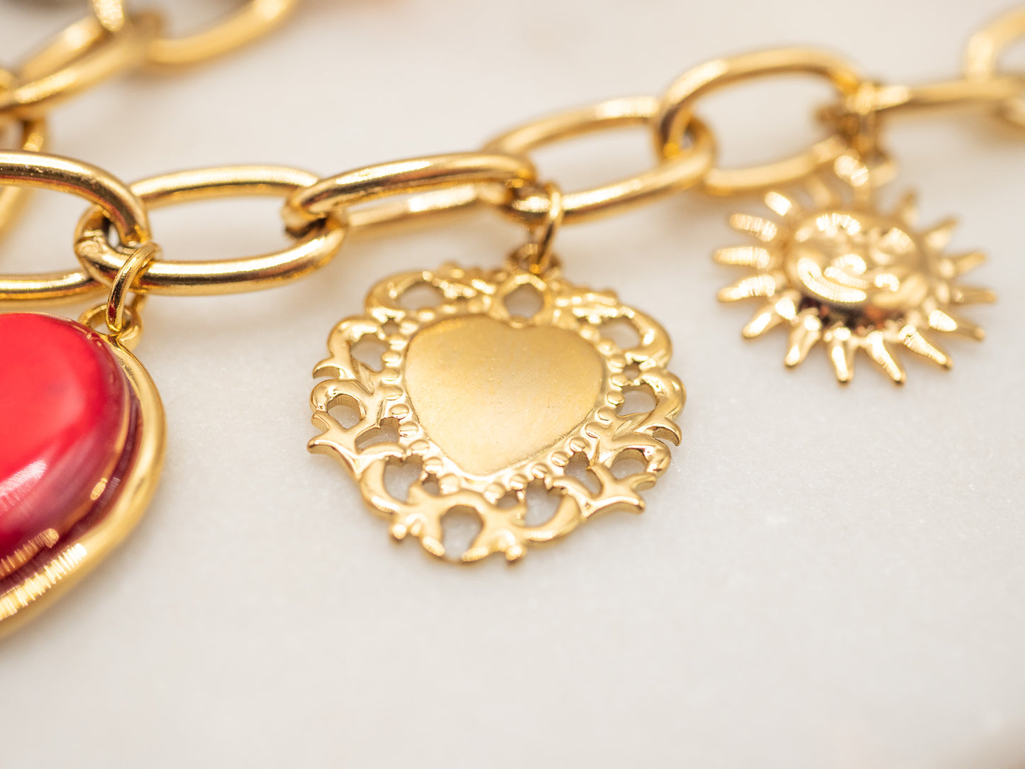 COLLIER SHRIMPTON