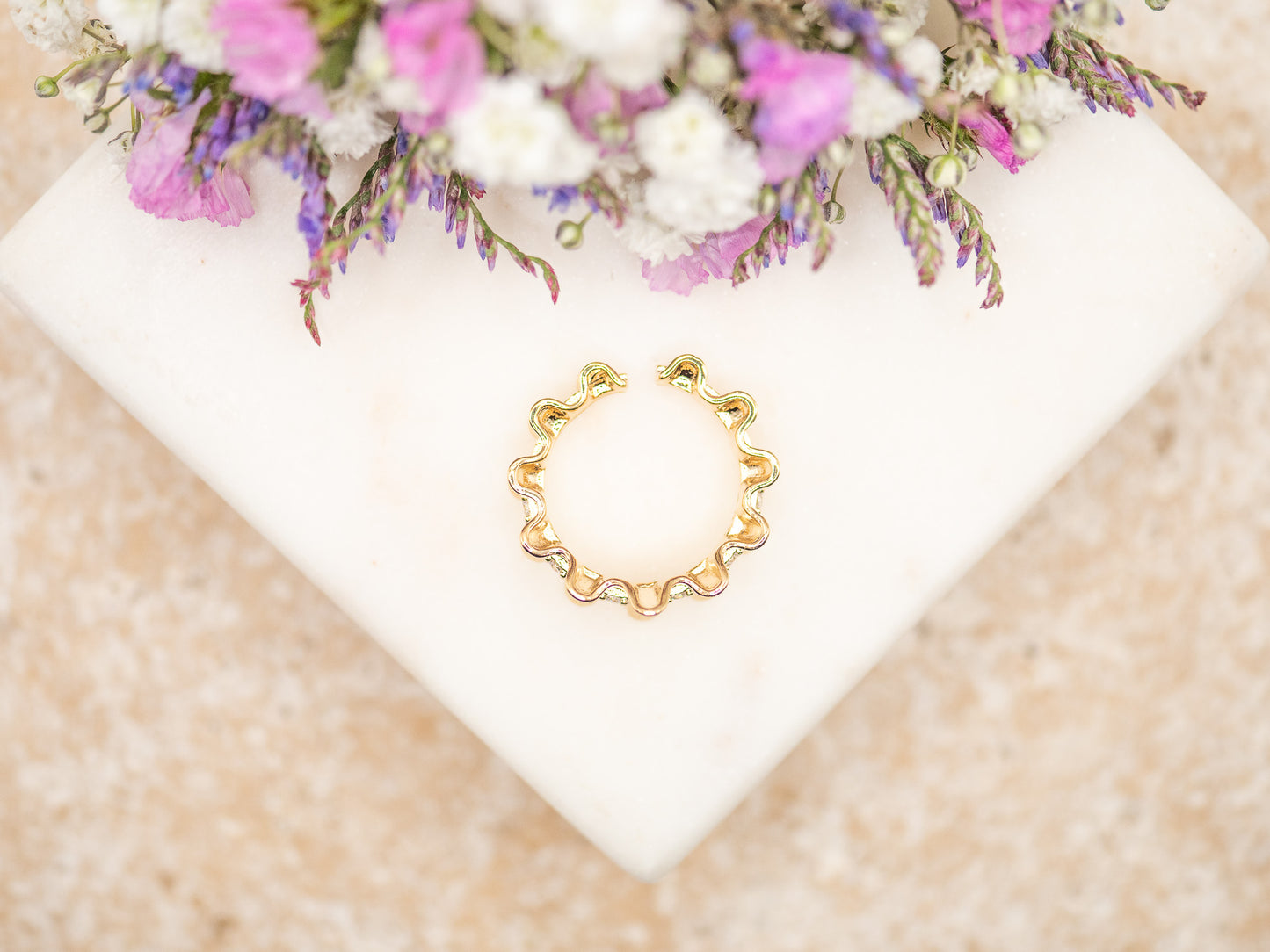 Bague Temple