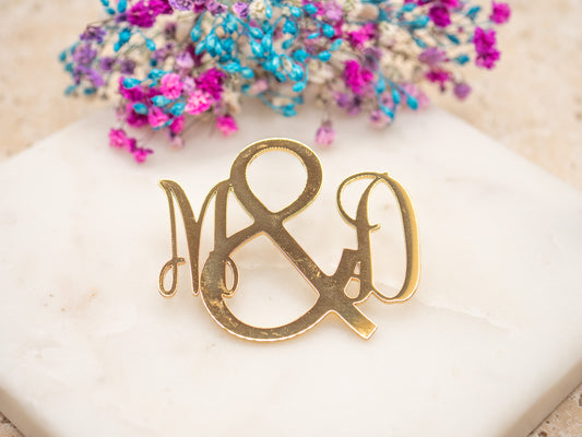 Broche Initiales Dorées