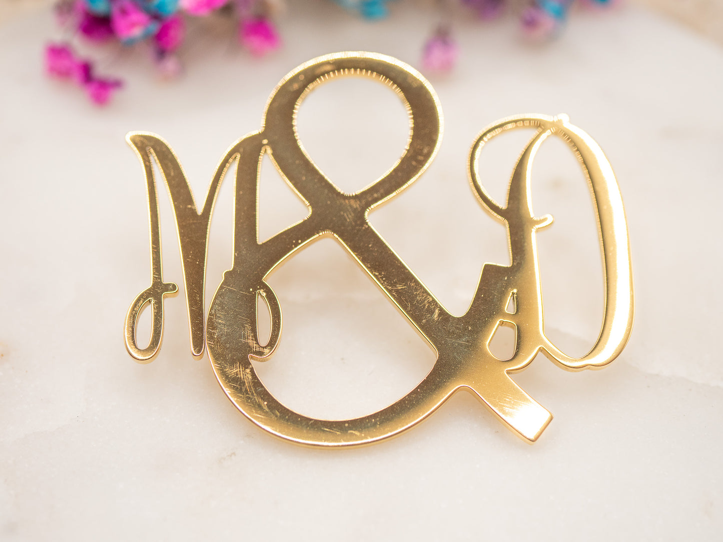 Broche Initiales Dorées
