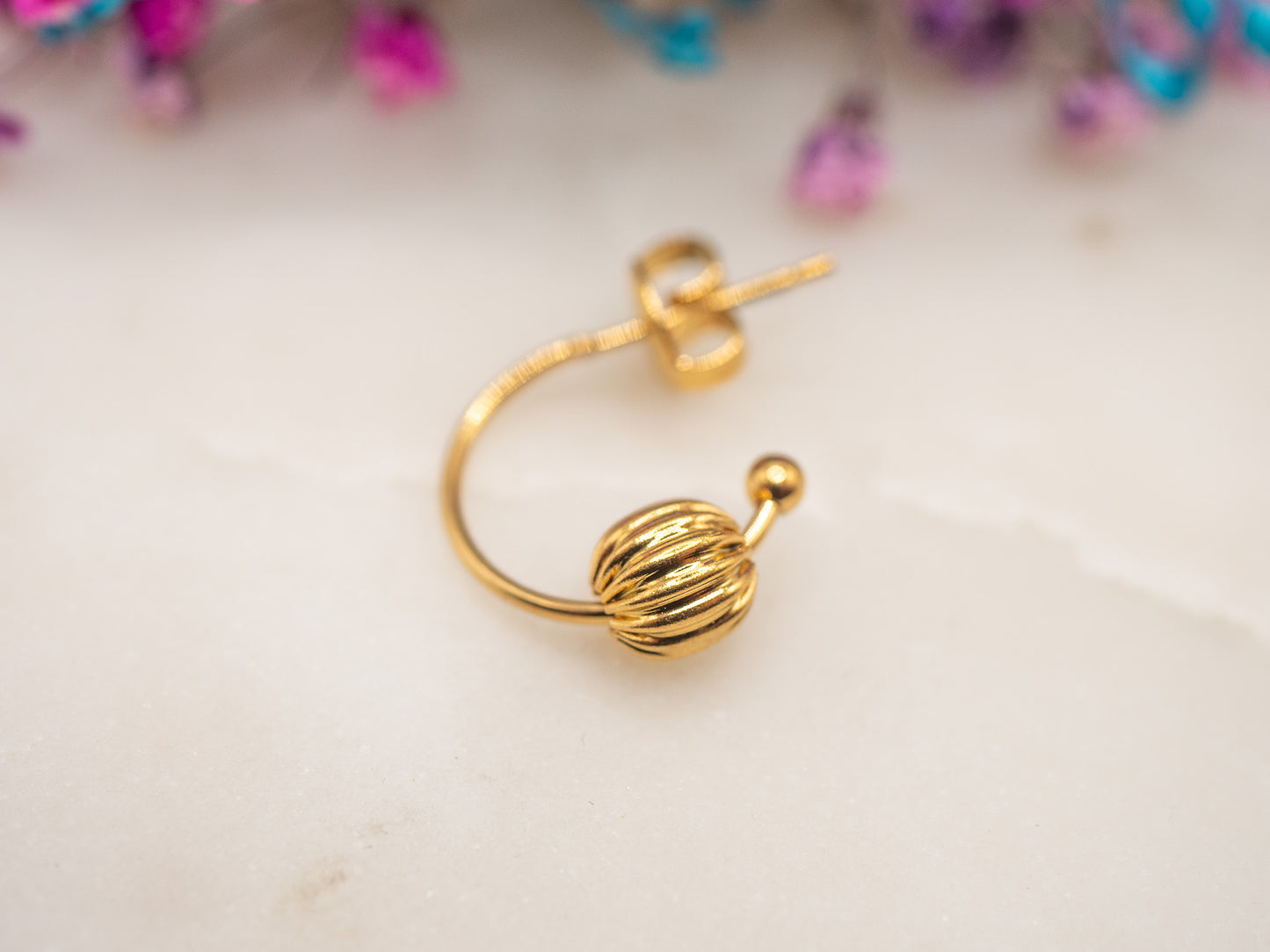 Boucle d'oreille unique Spirale Miel