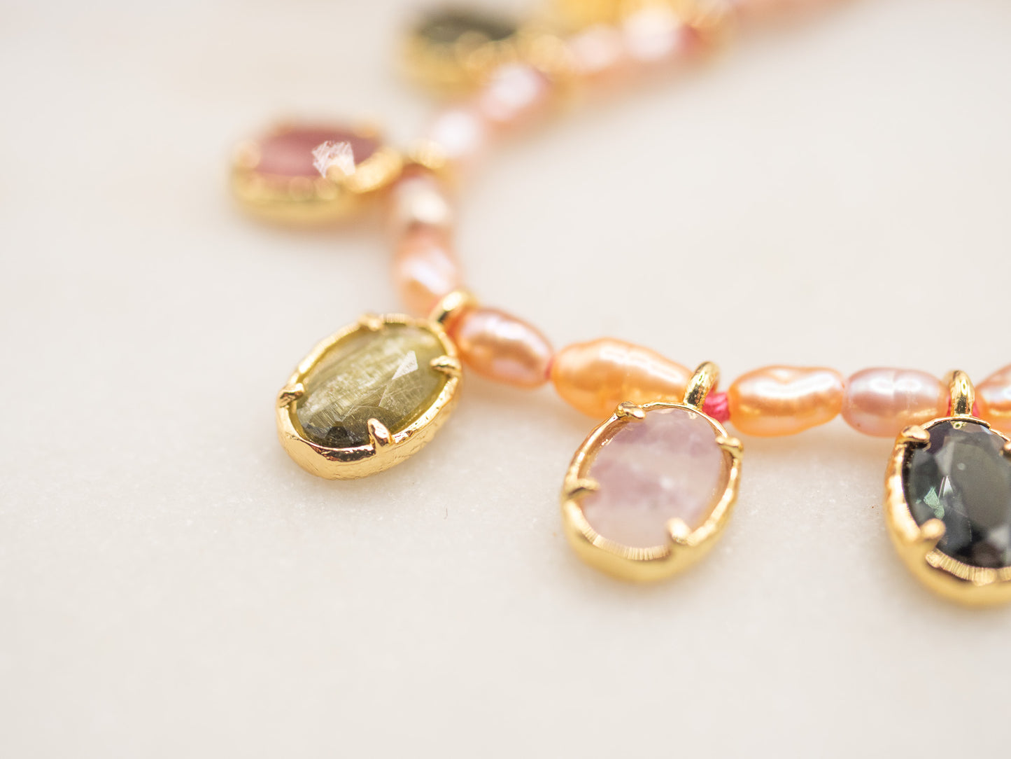 Collier Pastel Salin
