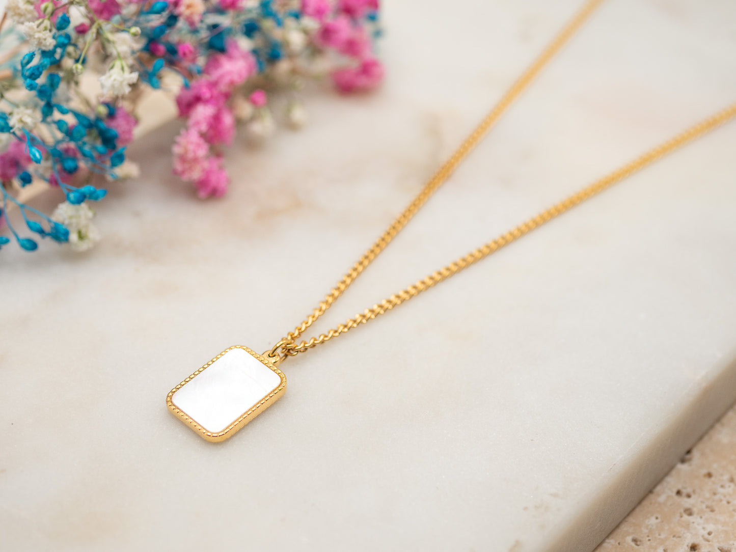 Collier Encarnación