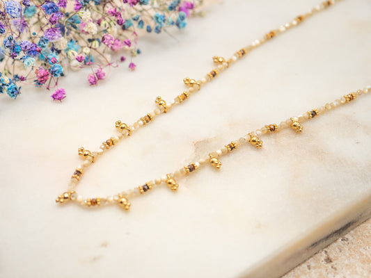 Collier Snow Biscuit