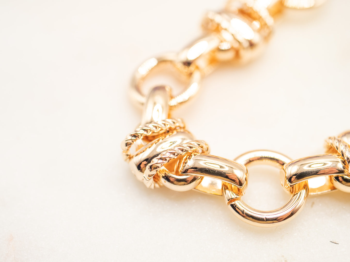 Collier Mayfair Muse