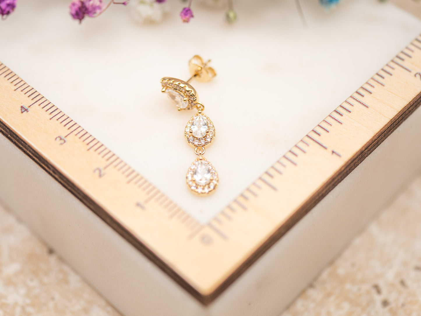 Boucle d'oreille unique Tears