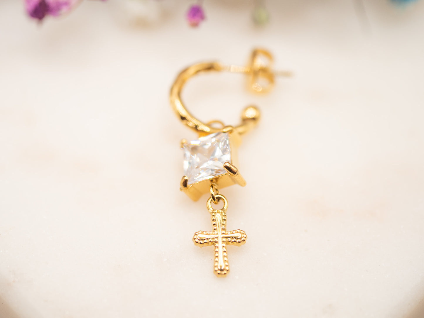 Boucle d'oreille unique Holy Glint