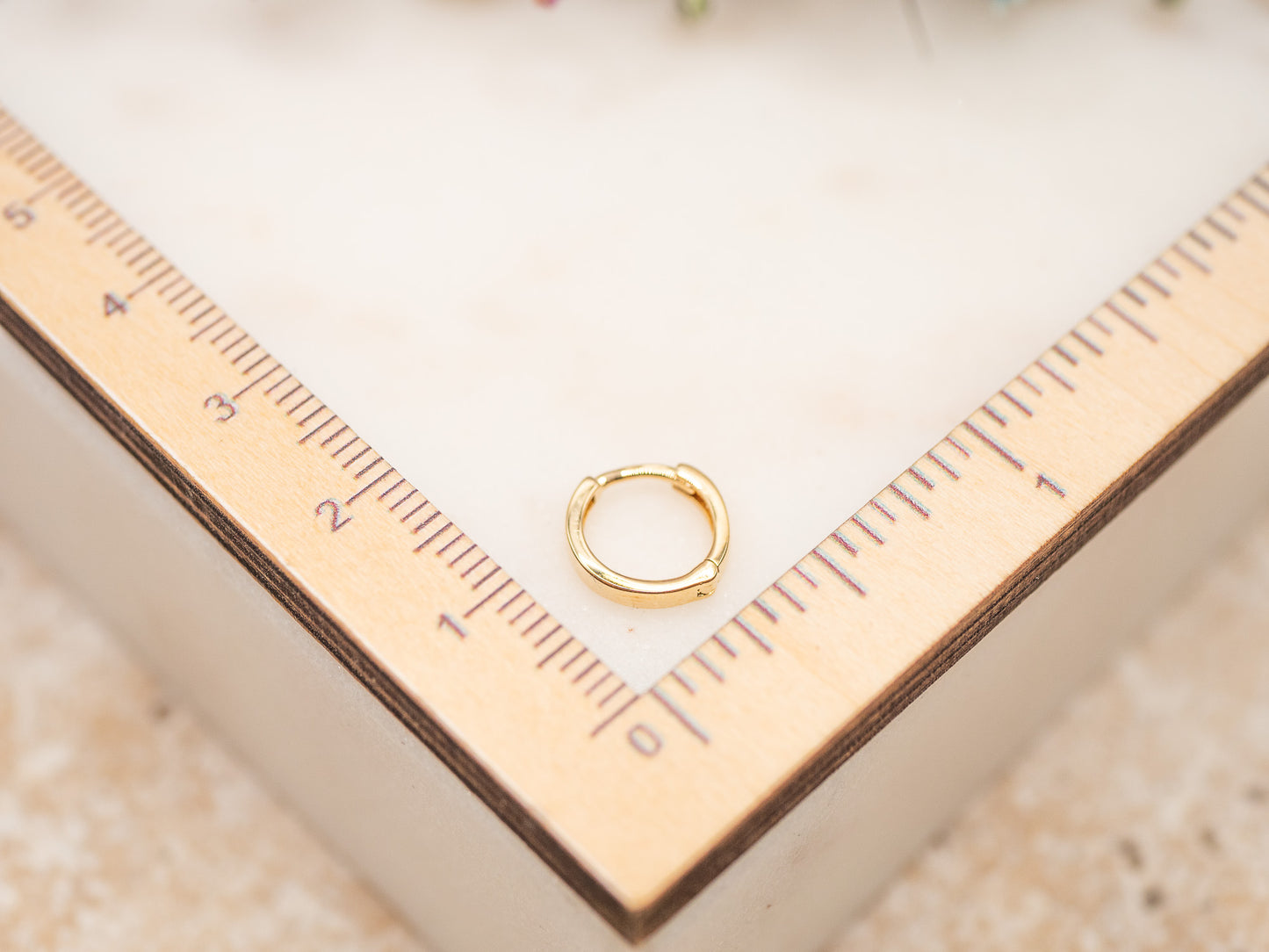 Boucle d'oreille unique Tea Ring