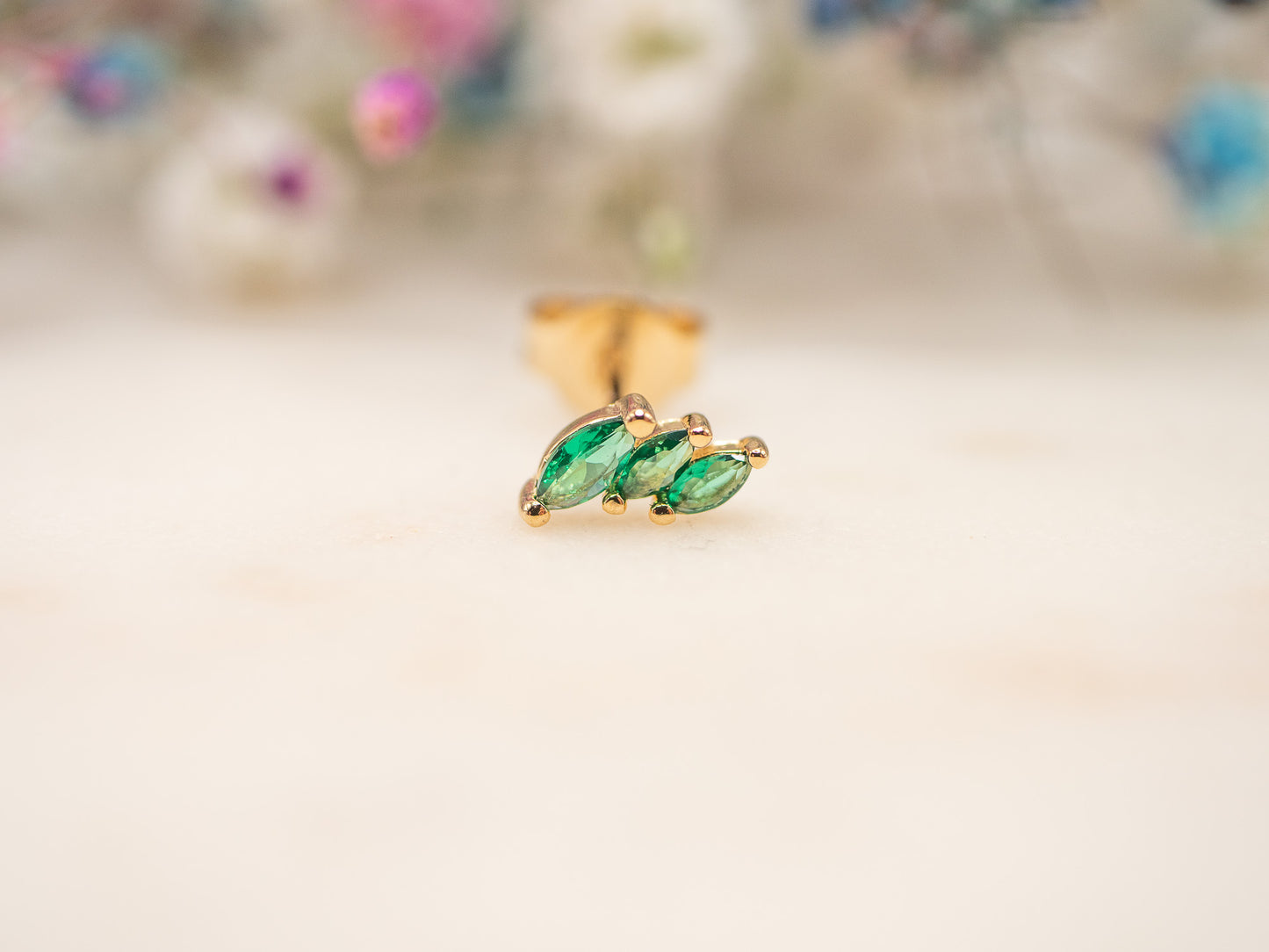 Boucle d'oreille unique Ivy