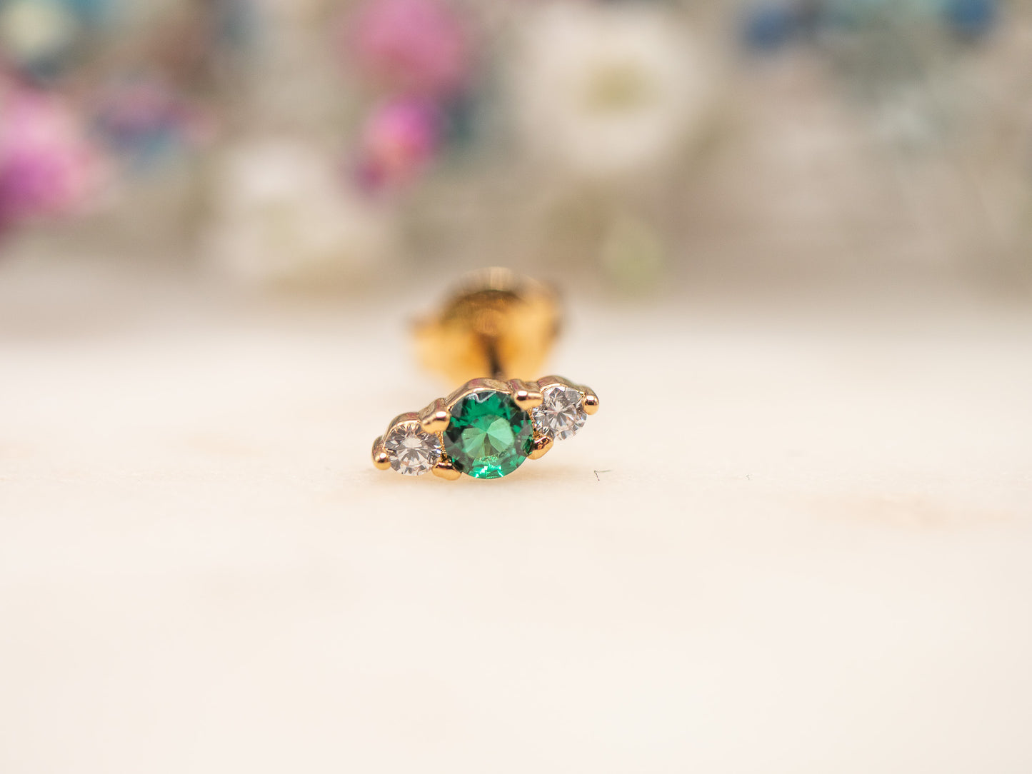 Boucle d'oreille unique Spark