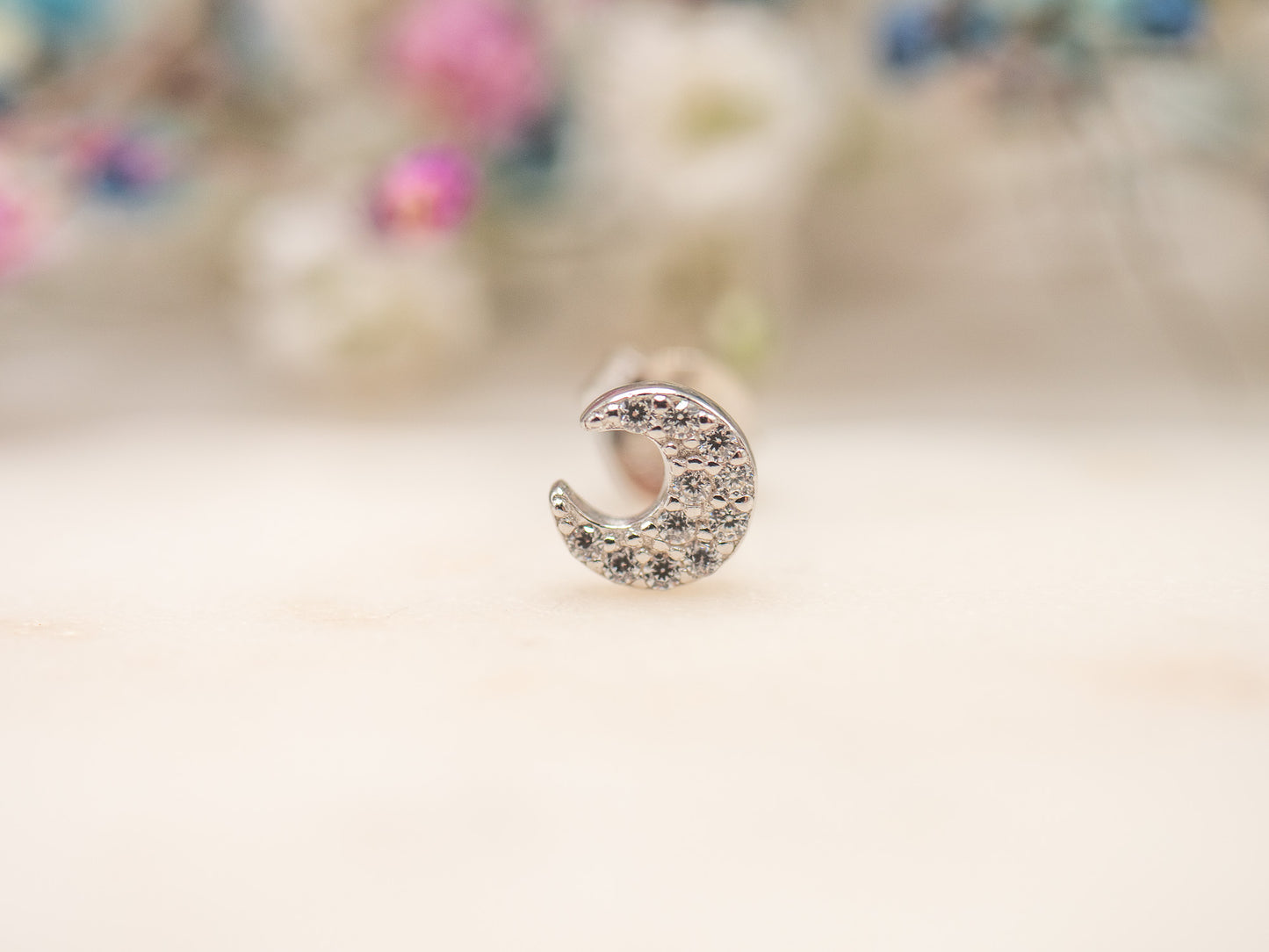 Boucle d'oreille unique Moon