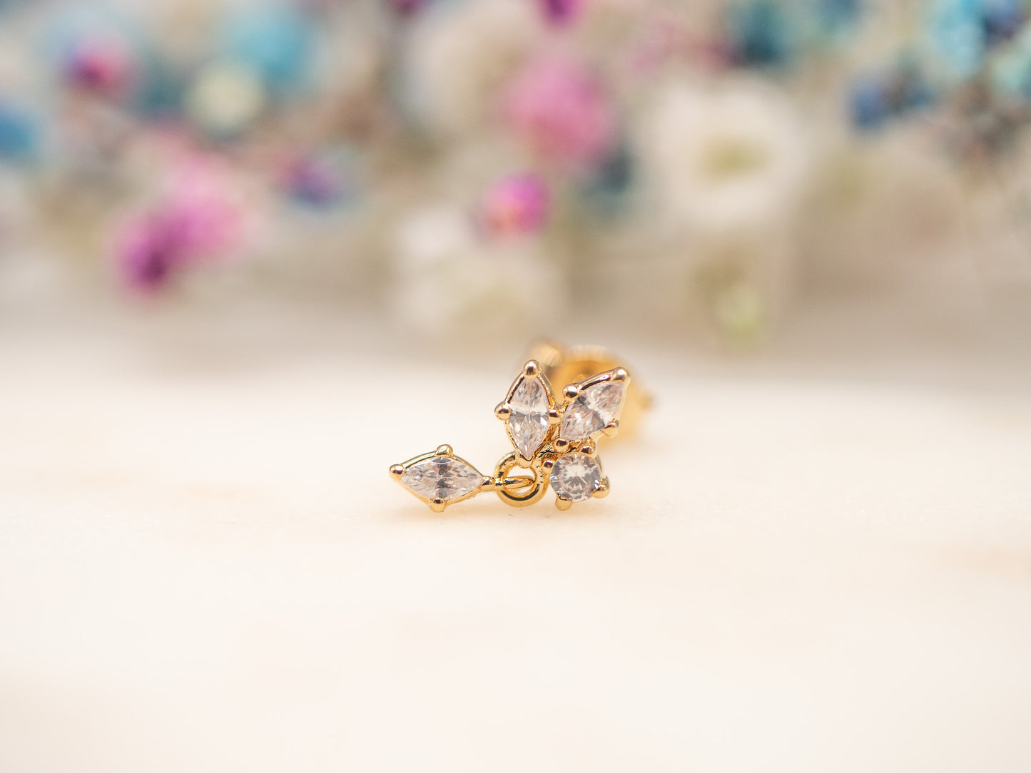 Boucle d'oreille unique Crystal