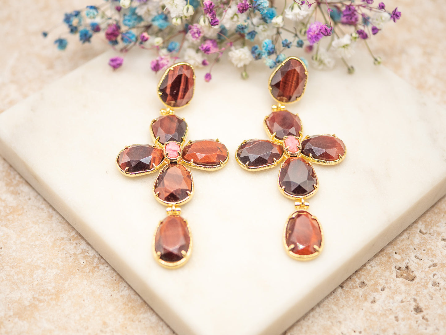 Boucle d'oreille unique Cathedral