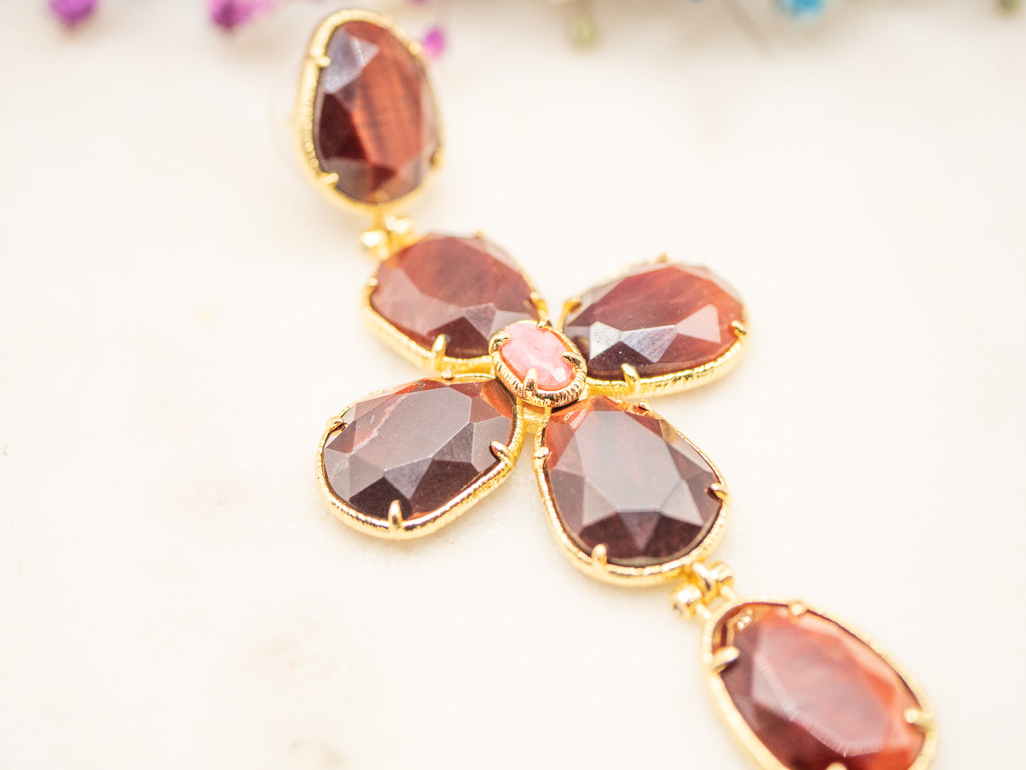 Boucle d'oreille unique Cathedral