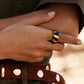 Bague Thanda portée - Aurélie Bidermann